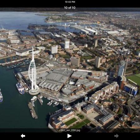 Gunwharf Apartment Portsmouth Exterior photo